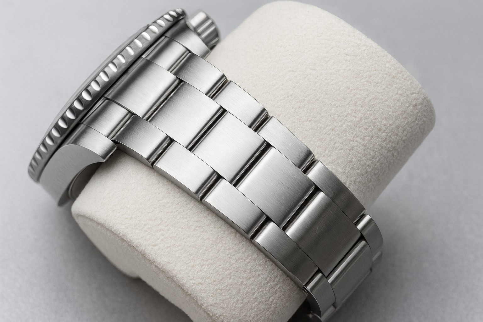2 Scratch and Wear-Resistant Protection